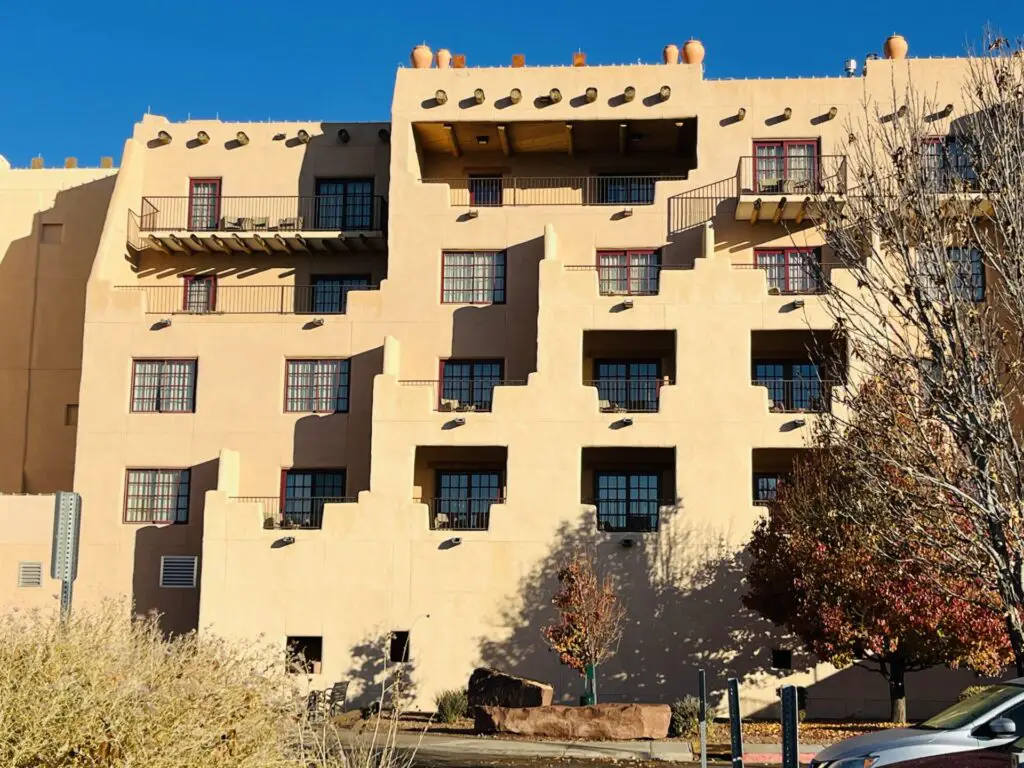 Review: Diamond Upgrade and Benefits at Hilton Santa Fe Buffalo Thunder in New Mexico