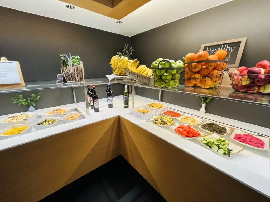 Review: SWISS Business Lounge A at Zurich Airport