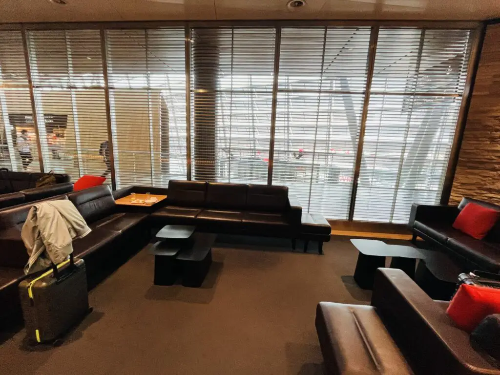 Review: SWISS Business Lounge A at Zurich Airport