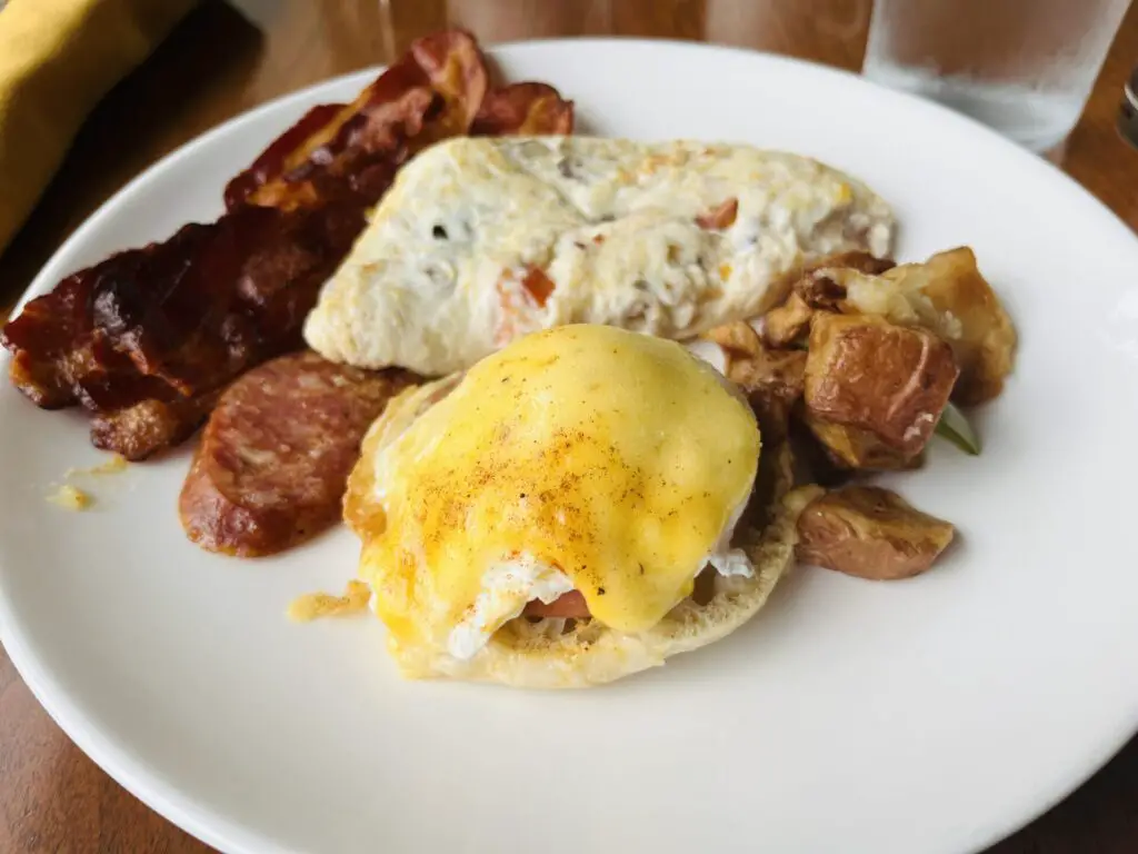 Review Marriott Platinum Upgrade and Benefits at Sheraton Kauai Coconut Beach Resort