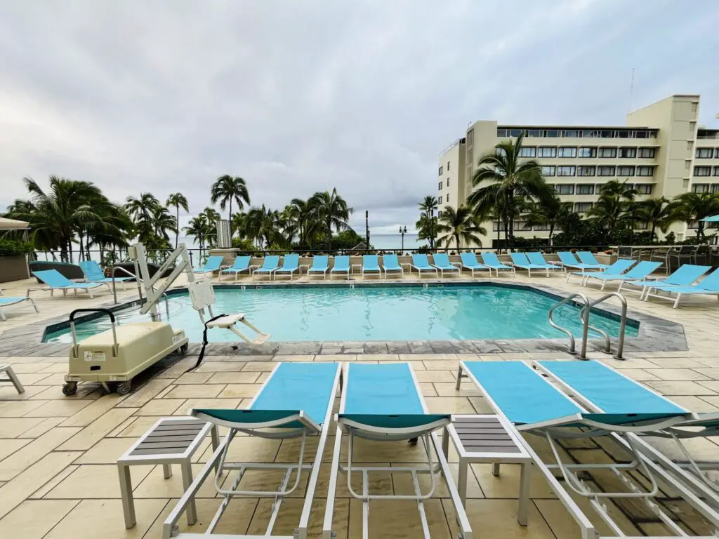 Review Hyatt Globalist Upgrade and Benefits at Hyatt Regency Waikiki Beach Resort And Spa