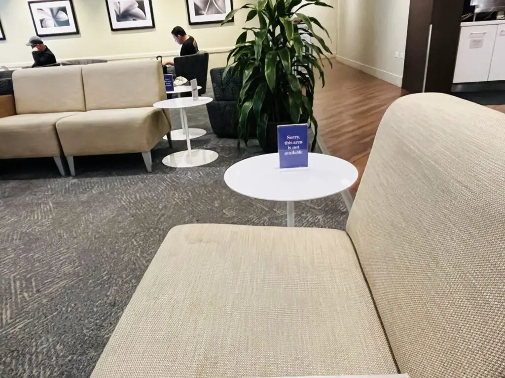 Review: The Plumeria Lounge at Honolulu Airport (HNL) For Priority Pass