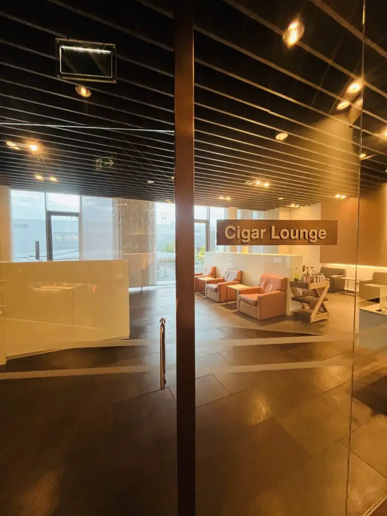 A First-Timer's Guide to Lufthansa First Class Terminal